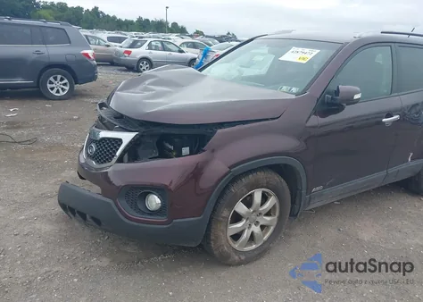 2012 Kia Sorento Lx z USA, uszkodzony, nr VIN 5XYKTDA60CG305815